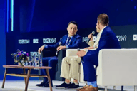 孙宇晨主持Token 2049峰会对谈环节，与特朗普次子共话金融自由与去中心化未来