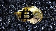 10 万美金只是起点？矿工持仓创周期新低   中美关税豁免，比特币开启狂暴模式