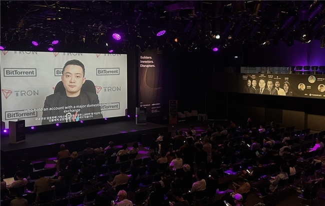 媒体报道 | 孙宇晨亮相IXO™ 2025:波场TRON稳定币生态领跑全球