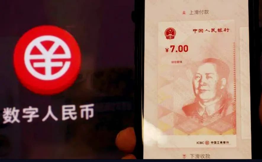 第一个大规模采用「收益型稳定币」的，是中国