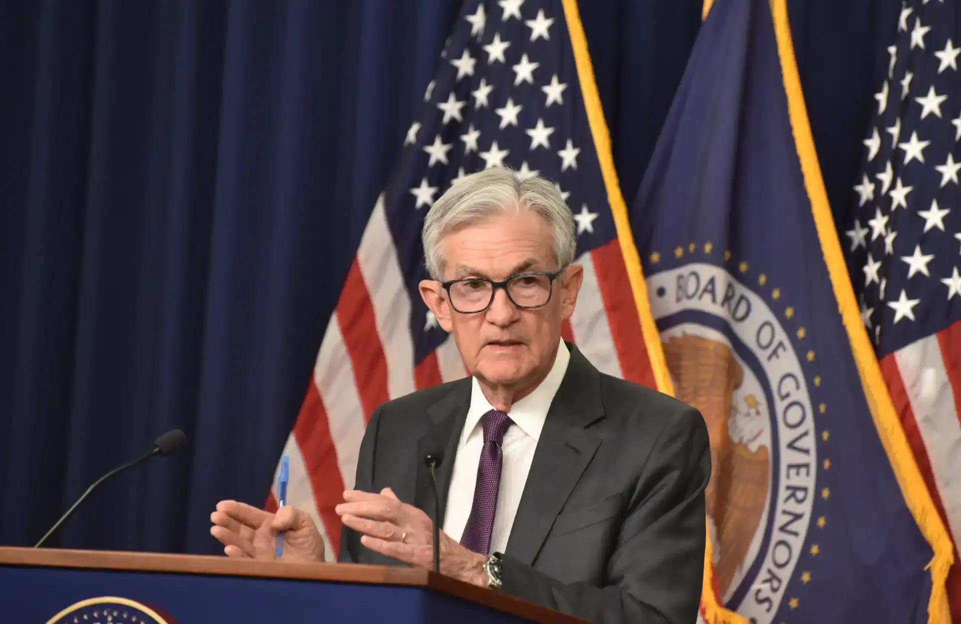 美联储最新会议纪要：分歧仍存，但「大多数」官员主张继续降息